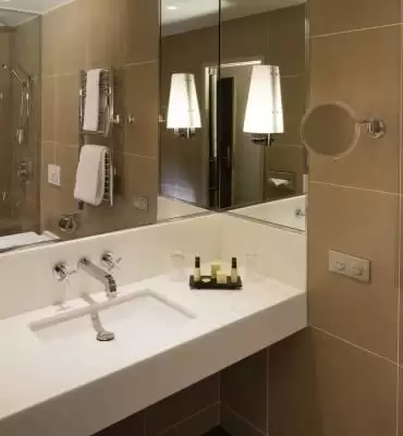 Le M Hotel Paris - Bathroom